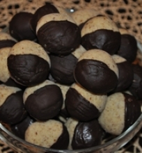 Sausainiai “Šoko-pekanai”