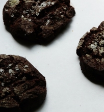 Šokoladiniai grikių miltų sausainiai