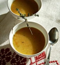 Trinta daržovių sriuba su raudonaisiais lęšiais