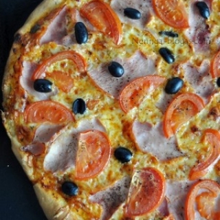 Pizza/Pica su kumpiu