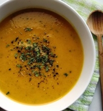 Trinta morkų sriuba su grietinėle