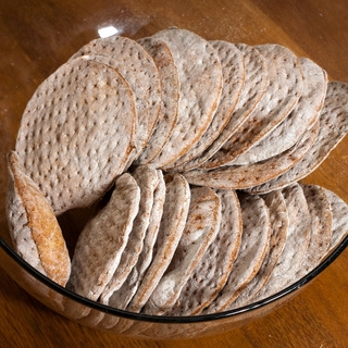 Ruginiai – Kvietiniai traškūs duoniukai