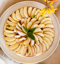 Sūrio pyragas su keptais obuoliais