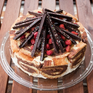 Keptas-nekeptas tortas “Laužas”