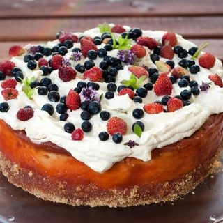 Varškės pyragas “Vasarėlė”