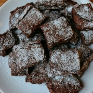 Šokoladinis pyragas (brownie)