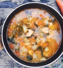 Aromatinga vištienos sriuba