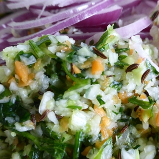 Lietuviškos kopūstų salotos