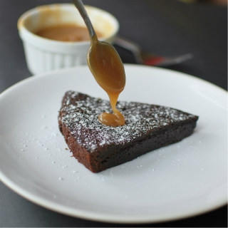 Švediškas šokoladinis pyragas “Kladdkaka”