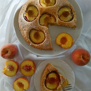 Akvafabos pyragas su abrikosais