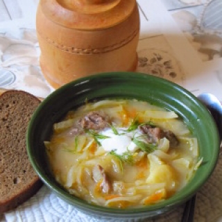 Raugintų ir šviežių kopūstų sriuba