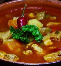 Kalakutienos ir daržovių sriuba