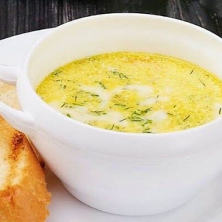 Prancūziška sūrio sriuba su vištiena