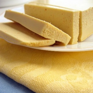 Veganiškas “fermentinis” sūris