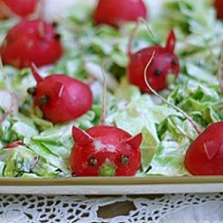 Kopūstų salotos su paršeliais