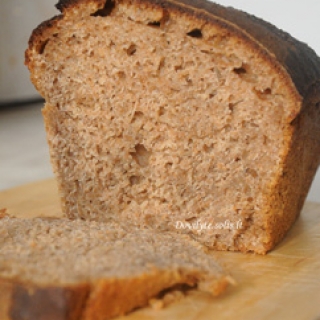 Lietuviška naminė duona