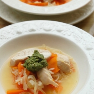 Vištienos, daržovių ir ryžių sriuba