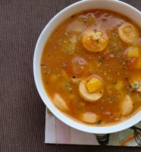 Daržovių sriuba su dešrelėmis