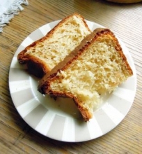 Pieniška balta duona