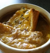 Labai skani Prancūziška svogūnų sriuba – Soupe à l’oignon