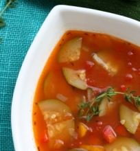 Cukinijų ir pomidorų sriuba