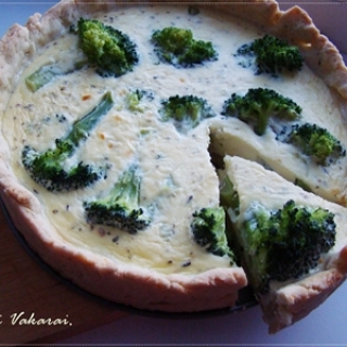 Brokolių ir fetos sūrio pyragas