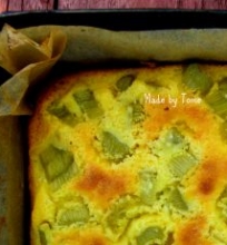Geltonai žalias rabarbarų pyragas su maskarpones