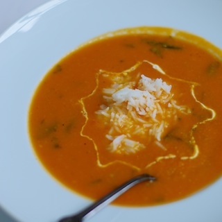 Pomidorų-salierų sriuba
