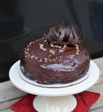 Veganiškas šokoladinis-kokosinis tortas